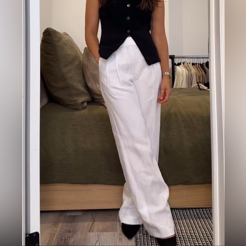 Aritzia Effortless Linen Trousers